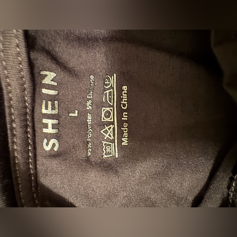 NWOT SHEIN Black Tanned & Tipsy Tee - Picture 3 of 3